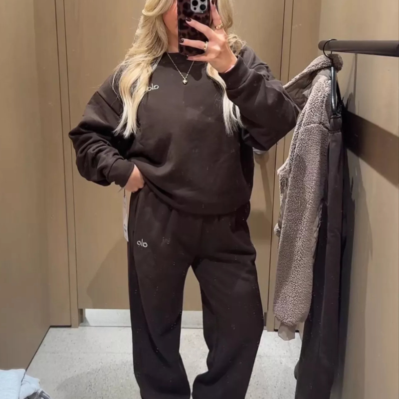 Essentials Fleece Set