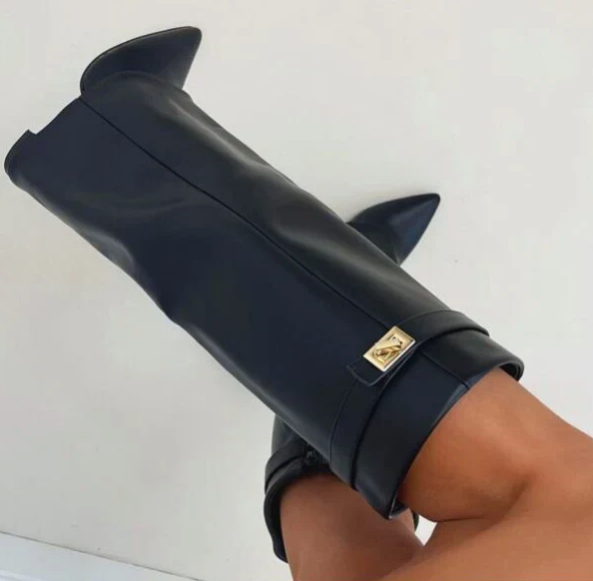 Elegant High Boots Leather Black